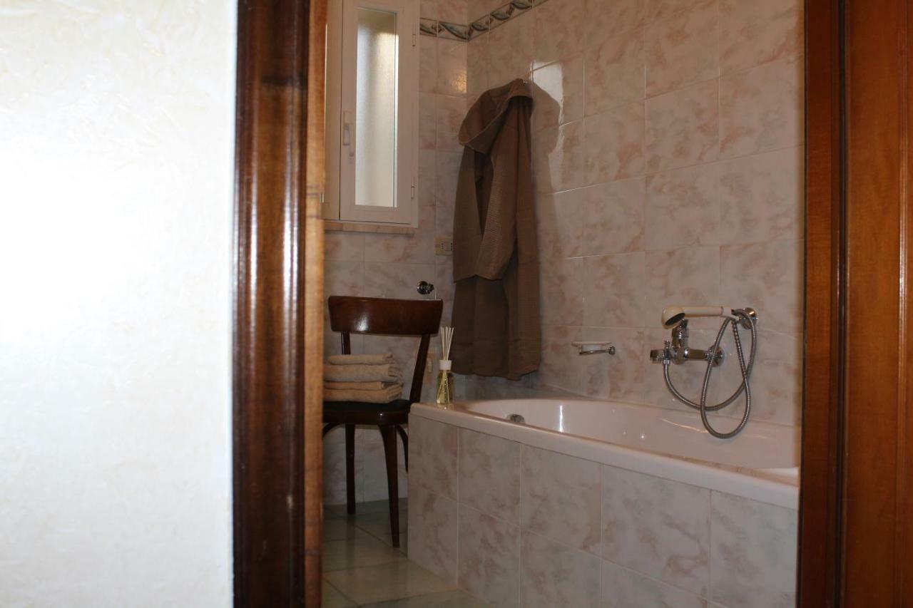 Вилла Antico Borgo Monacizzo Экстерьер фото
